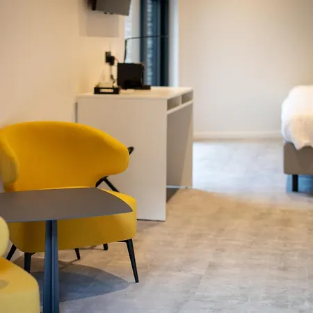 Les Thermes De By La Cour De La Reine Hotel, & Acces Gratuit Au Centre Thermal 4* Spa