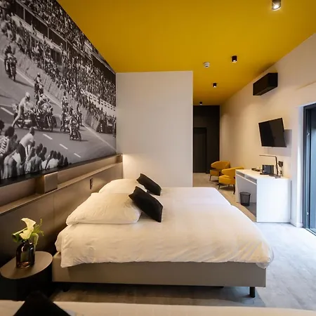 Les Thermes De By La Cour De La Reine Hotel, & Acces Gratuit Au Centre Thermal 4*