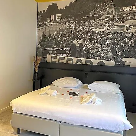 Les Thermes De By La Cour De La Reine Hôtel, Suites&accès Gratuit Au Centre Thermal Hotel 4*