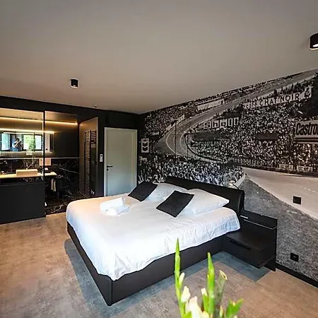 Les Thermes De By La Cour De La Reine Hotel, & Acces Gratuit Au Centre Thermal فندق 4*