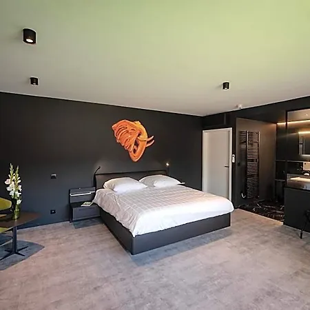 Les Thermes De By La Cour De La Reine Hotel, & Acces Gratuit Au Centre Thermal 4*