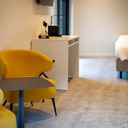 Les Thermes De By La Cour De La Reine Hotel, & Acces Gratuit Au Centre Thermal Otel Spa