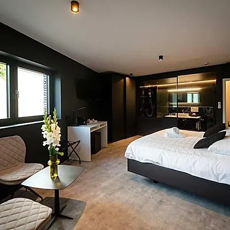 Les Thermes De By La Cour De La Reine Hotel, & Acces Gratuit Au Centre Thermal Otel 4*