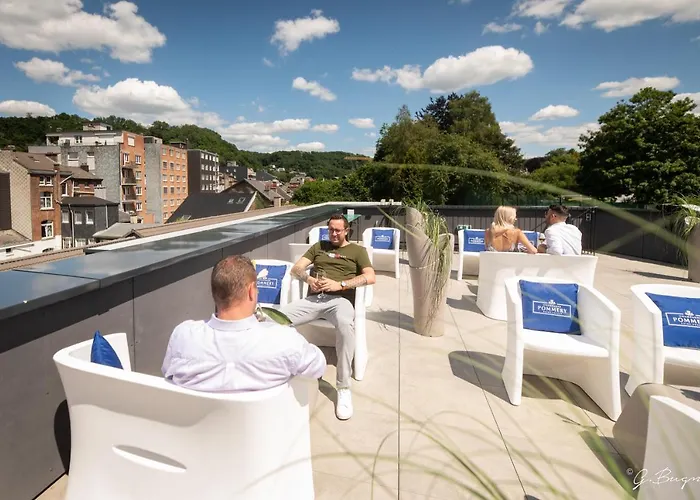 Les Thermes De By La Cour De La Reine Hôtel, Suites&accès Gratuit Au Centre Thermal