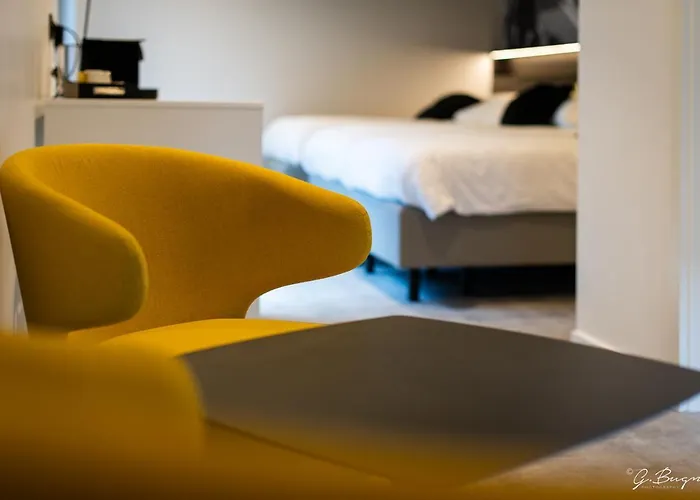 Les Thermes De By La Cour De La Reine Hotel, & Acces Gratuit Au Centre Thermal 4*