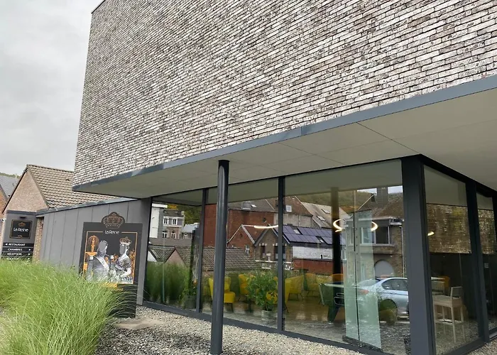 Les Thermes De By La Cour De La Reine Hôtel, Suites&accès Gratuit Au Centre Thermal